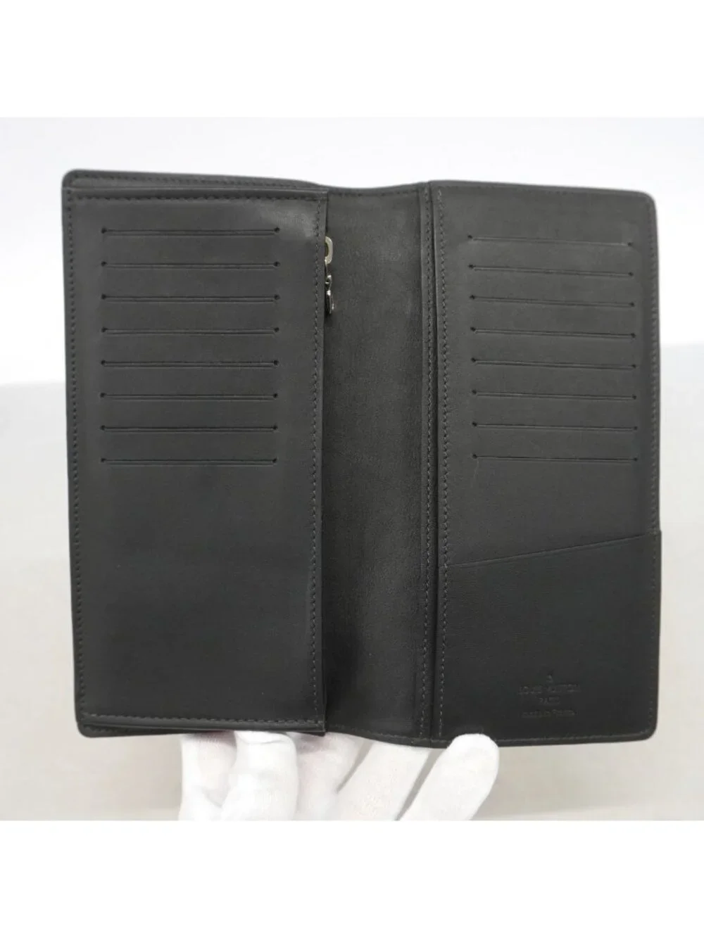 Louis Vuitton Wallet Damier Cobalt Portefeuille Brazza Navy Black